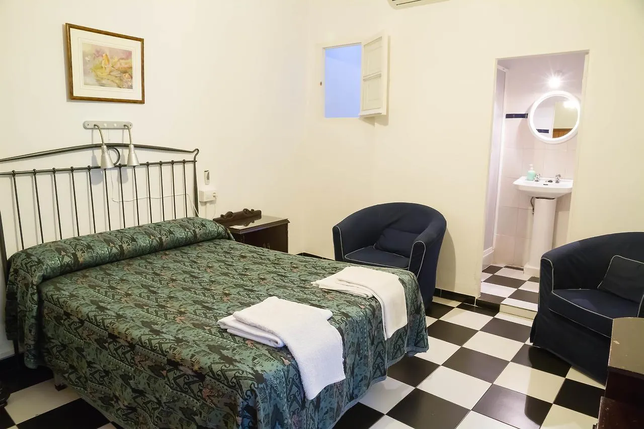 Pension San Benito Abad Seville Guest house